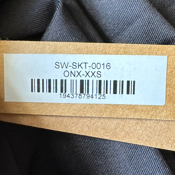 🔥🔥🔥 NWT SIGNATURE SWIM SARONG SKIRT 🔥🔥🔥 - Picture 12 of 13